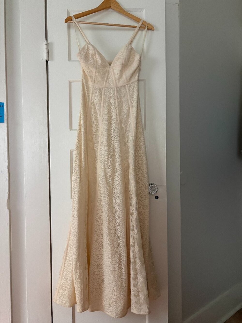 BCBG Maxarzia Vintage White Lace Evening Gown Size 0